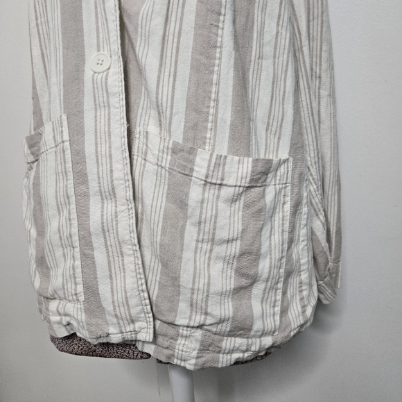 Torrid Blazer Beige White Striped Linen Blend Long Sleeve Jacket Size 1X 14-16 - Picture 3 of 9